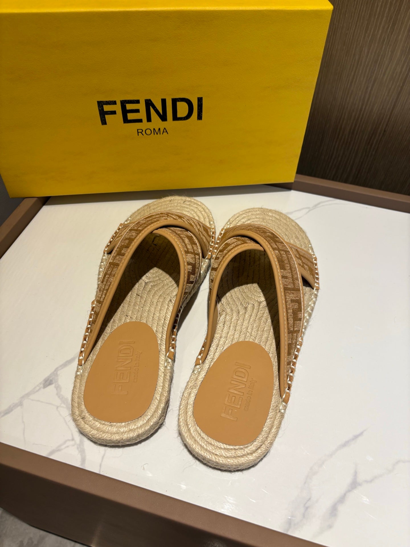 LuxluxHouse Best Quality Sandals Fendi