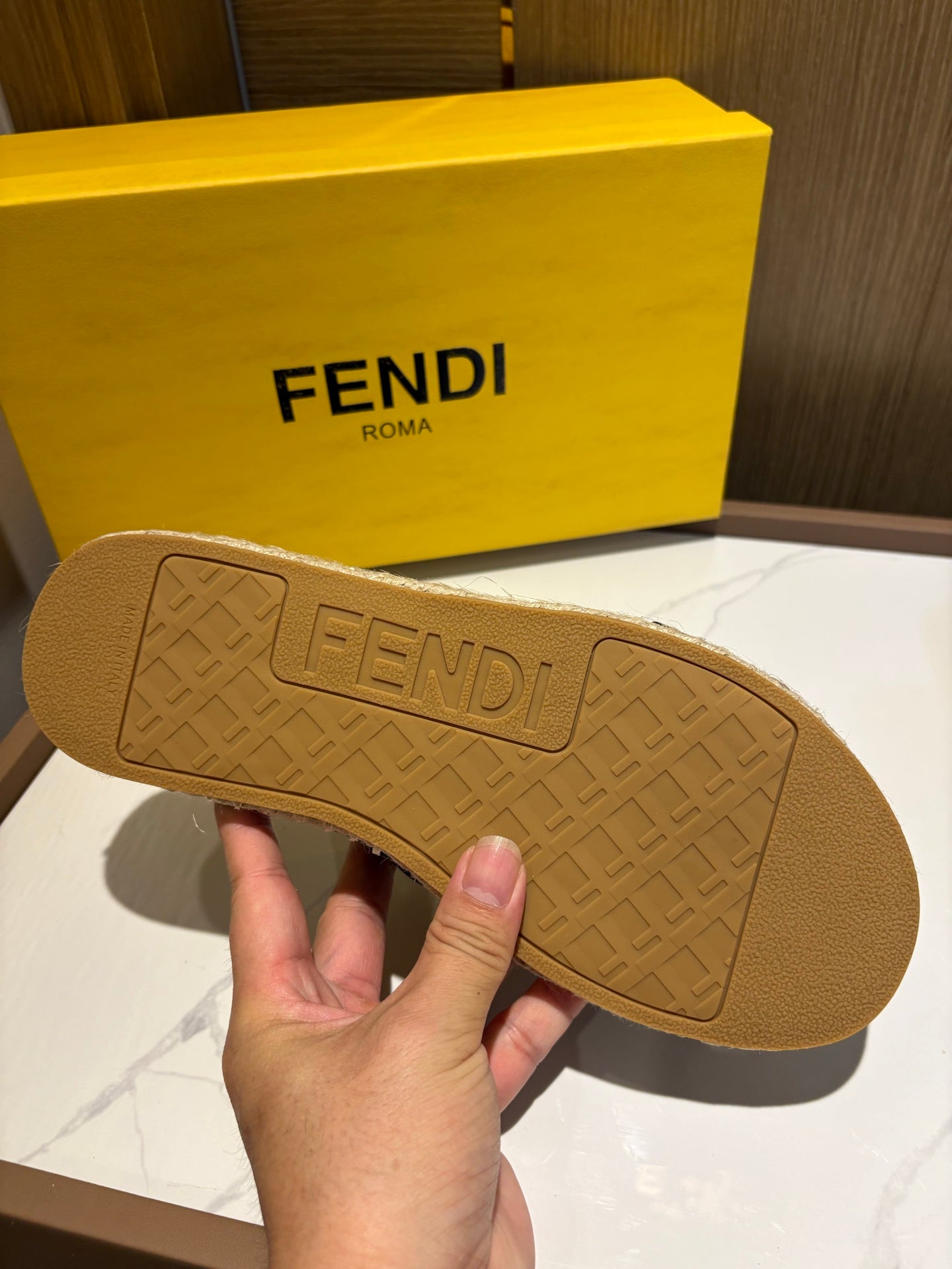 LuxluxHouse Best Quality Sandals Fendi