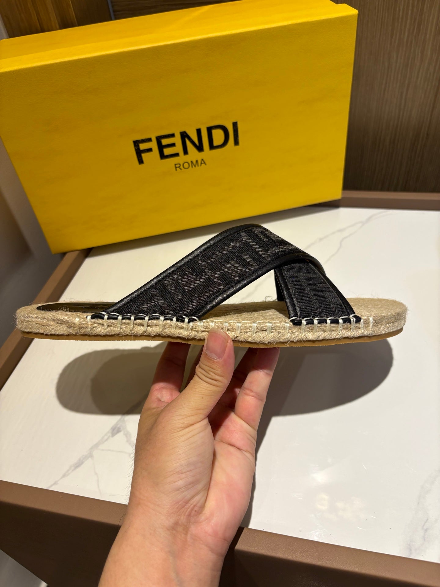 LuxluxHouse Best Quality Sandals Fendi