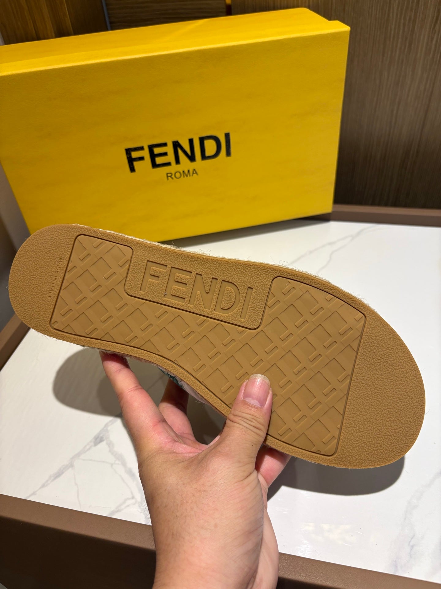 LuxluxHouse Best Quality Sandals Fendi