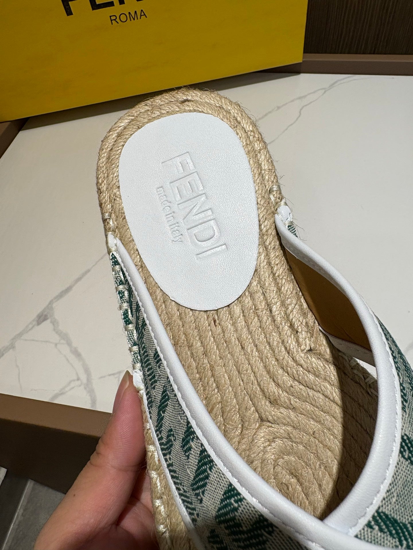 LuxluxHouse Best Quality Sandals Fendi