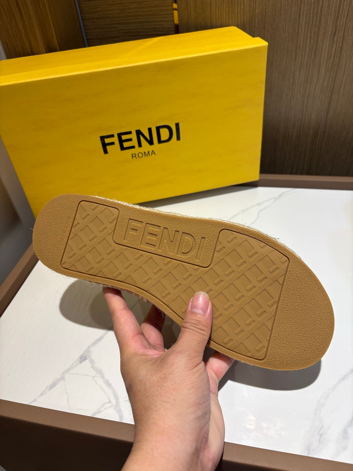 LuxluxHouse Best Quality Sandals Fendi