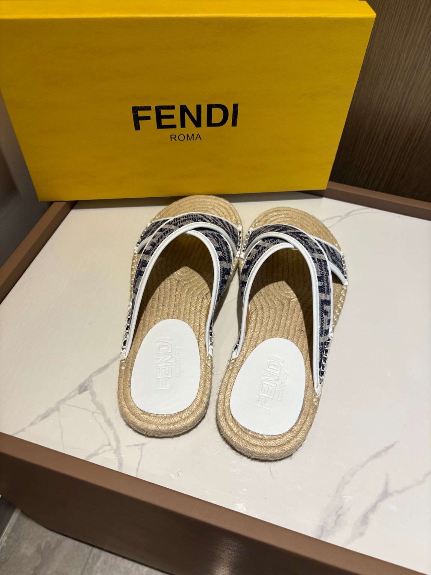 LuxluxHouse Best Quality Sandals Fendi