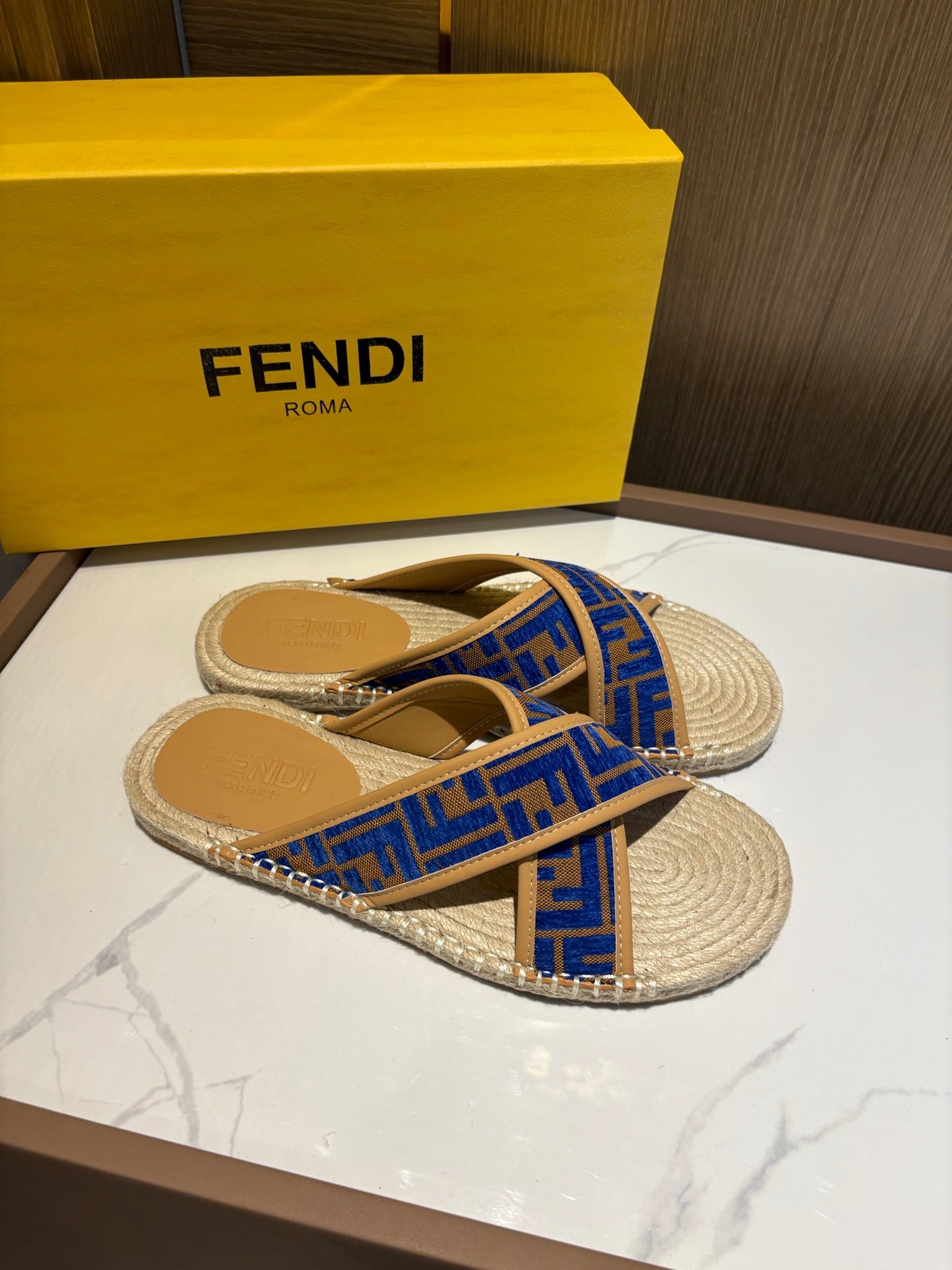 LuxluxHouse Best Quality Sandals Fendi