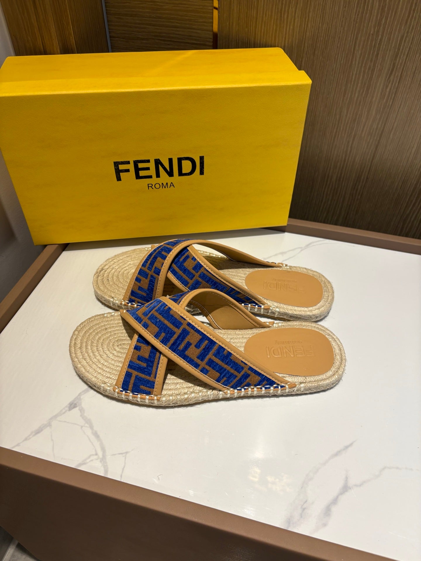 LuxluxHouse Best Quality Sandals Fendi