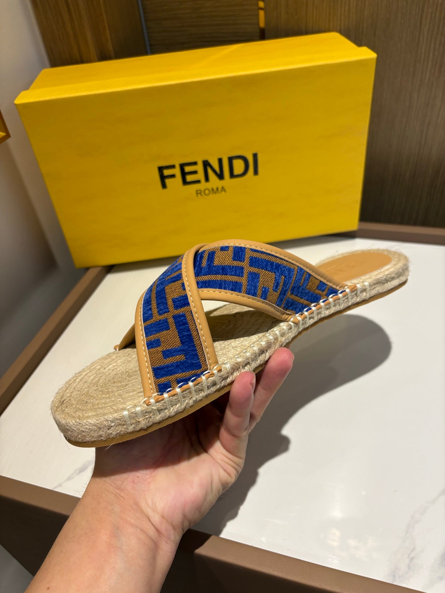 LuxluxHouse Best Quality Sandals Fendi