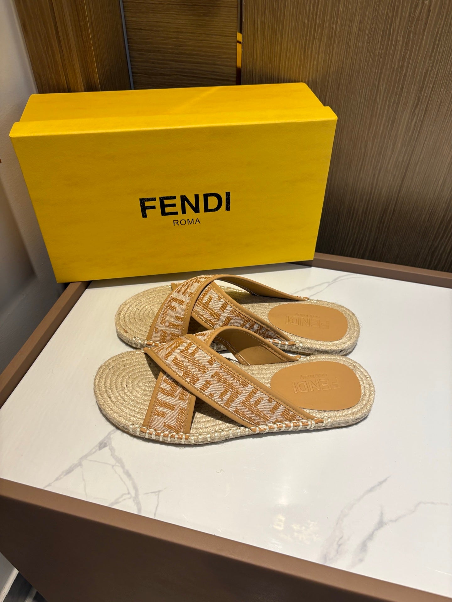 LuxluxHouse Best Quality Sandals Fendi