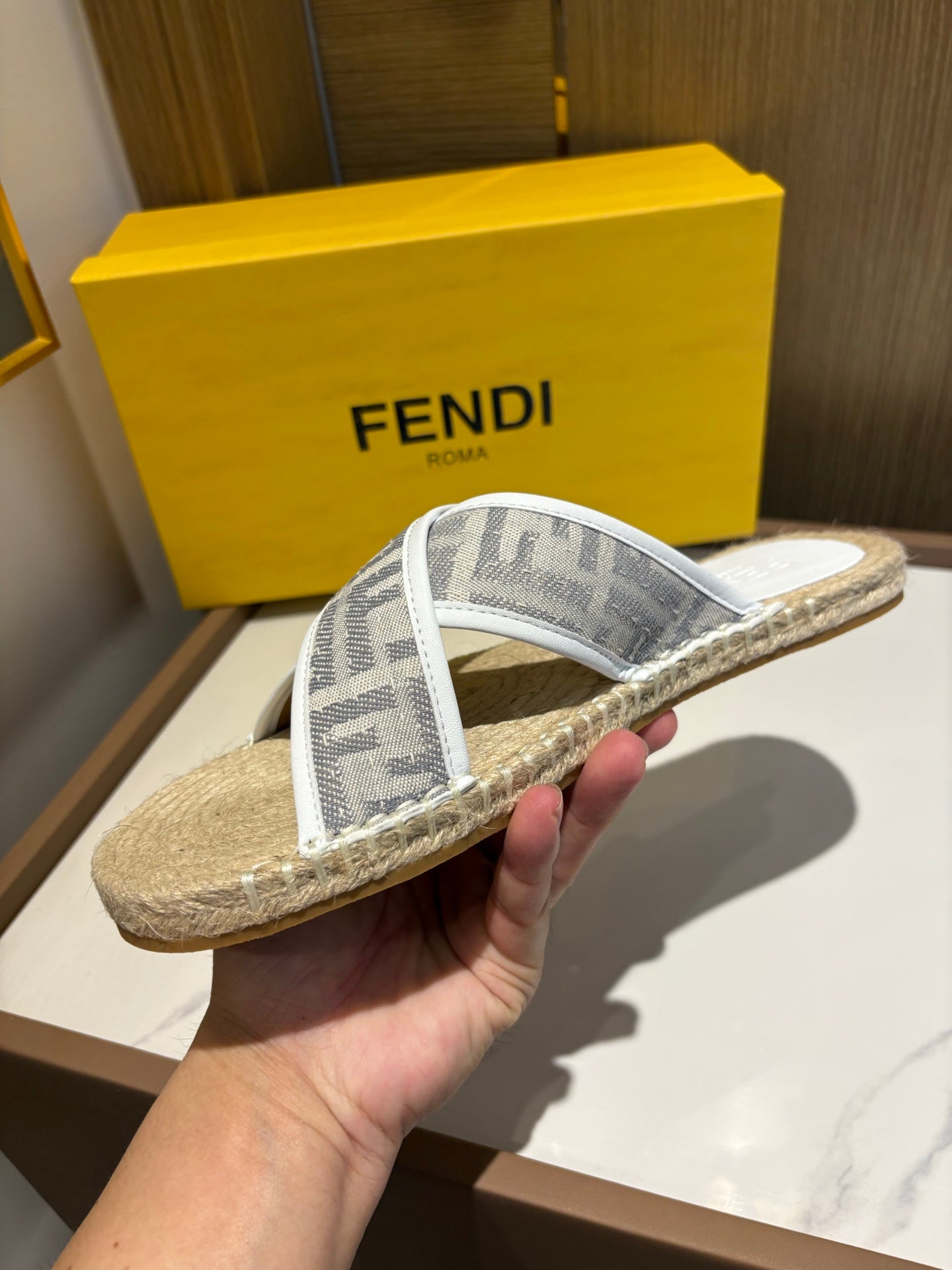 LuxluxHouse Best Quality Sandals Fendi