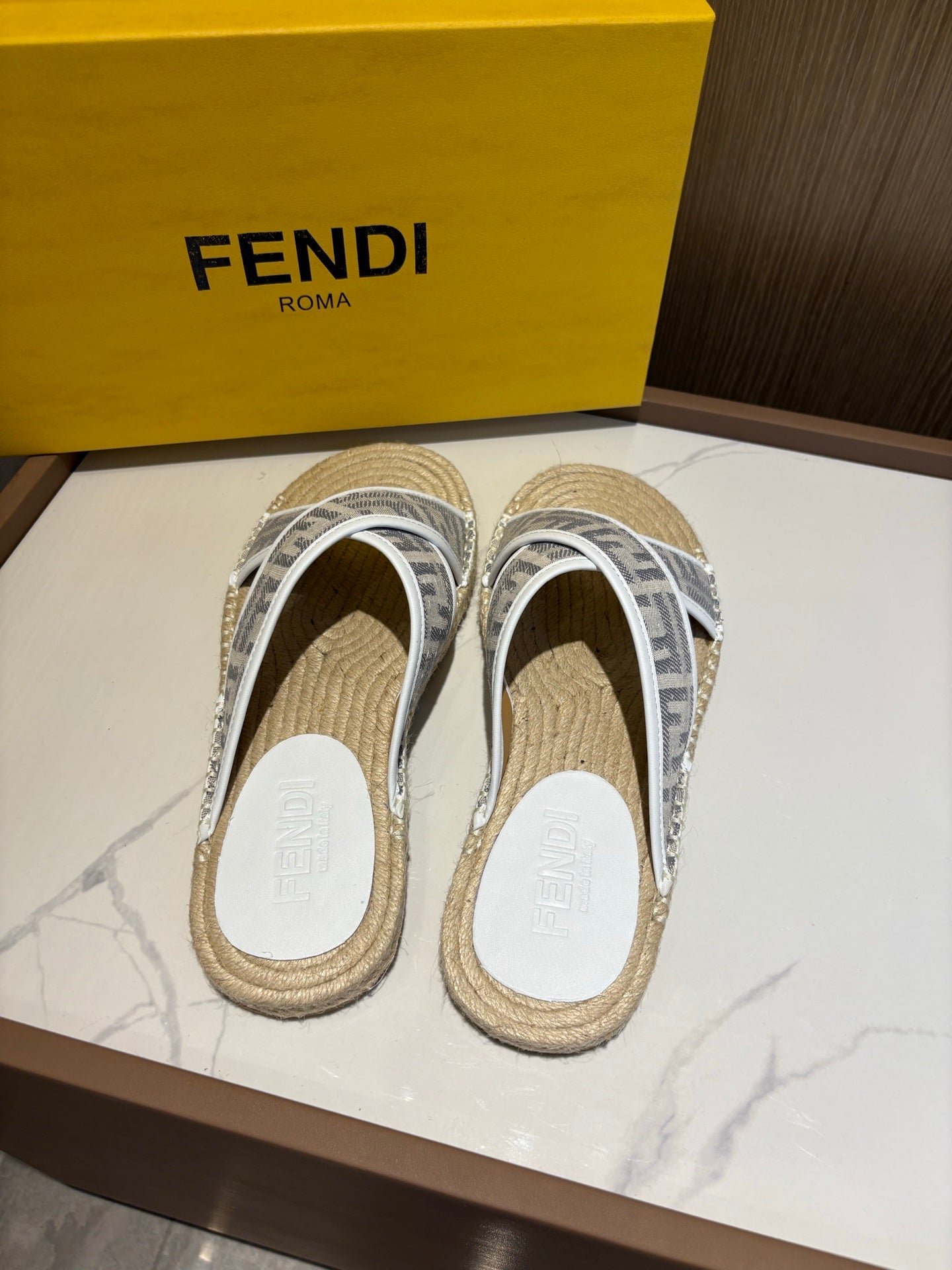 LuxluxHouse Best Quality Sandals Fendi