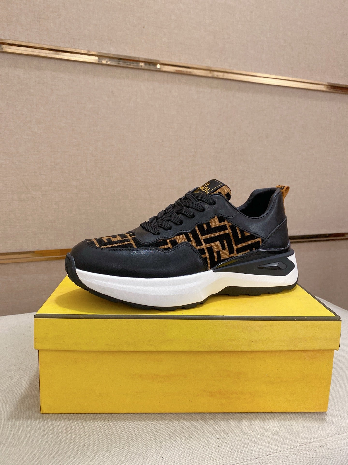 LuxluxHouse Best Quality Shoes Fendi
