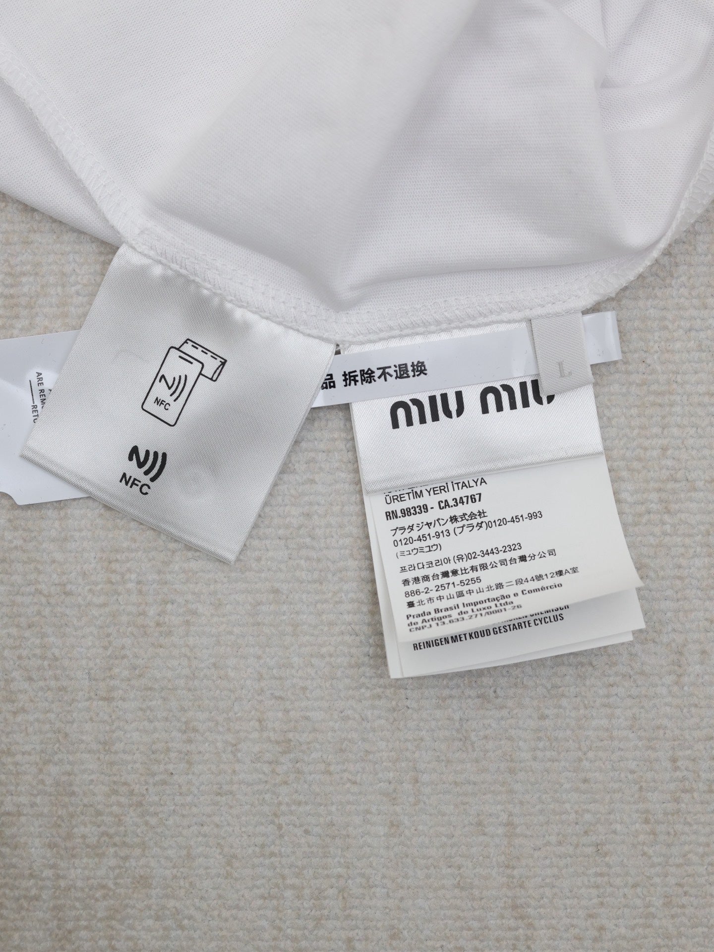 LuxluxHouse Best Quality Clothes Miu Miu T-shirt