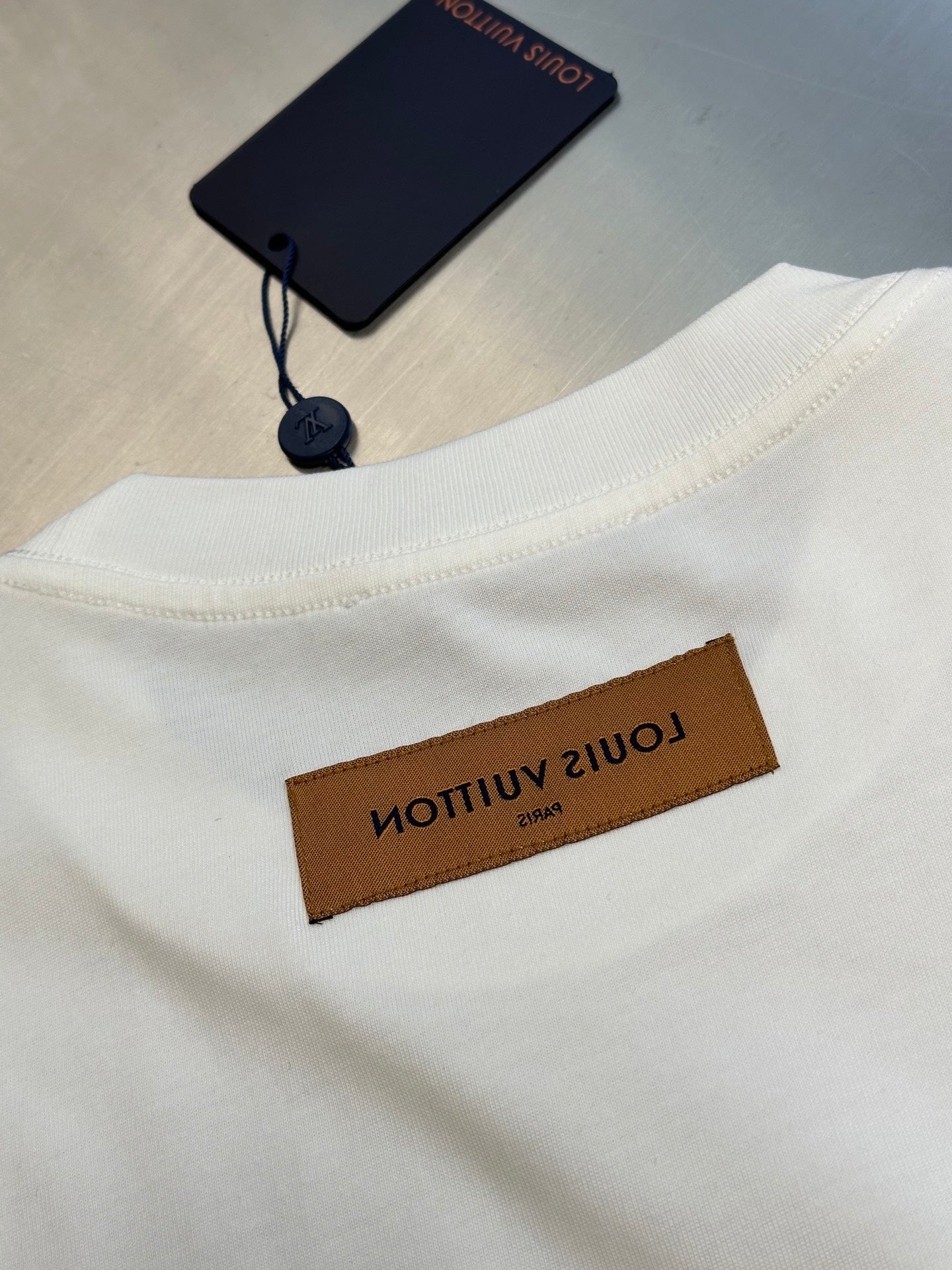 LuxluxHouse Best Quality Clothes T-shirt Louis Vuitton