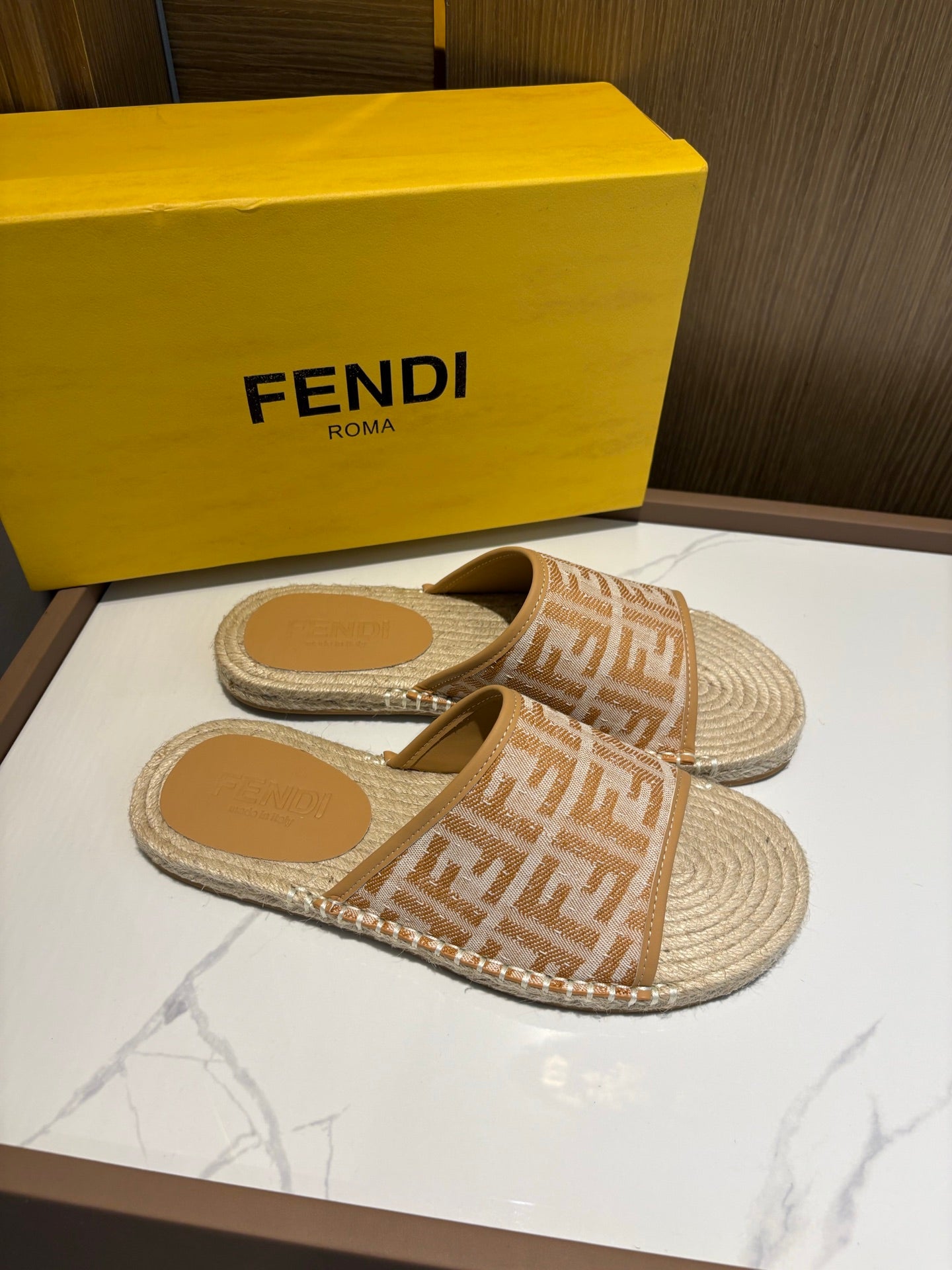 LuxluxHouse Best Quality Sandals Fendi