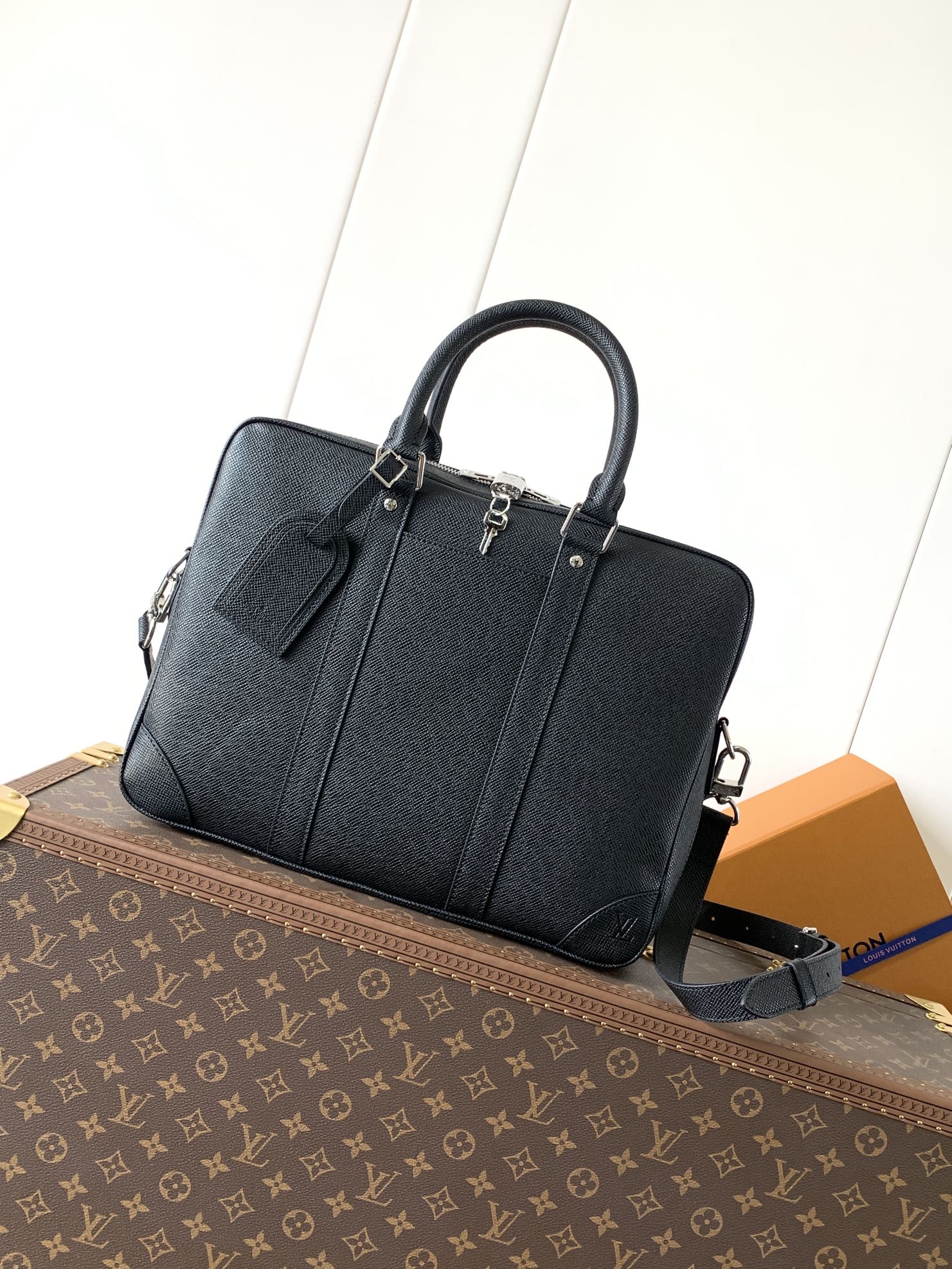 LuxluxHouse Best Quality Bags Louis Vuitton Men