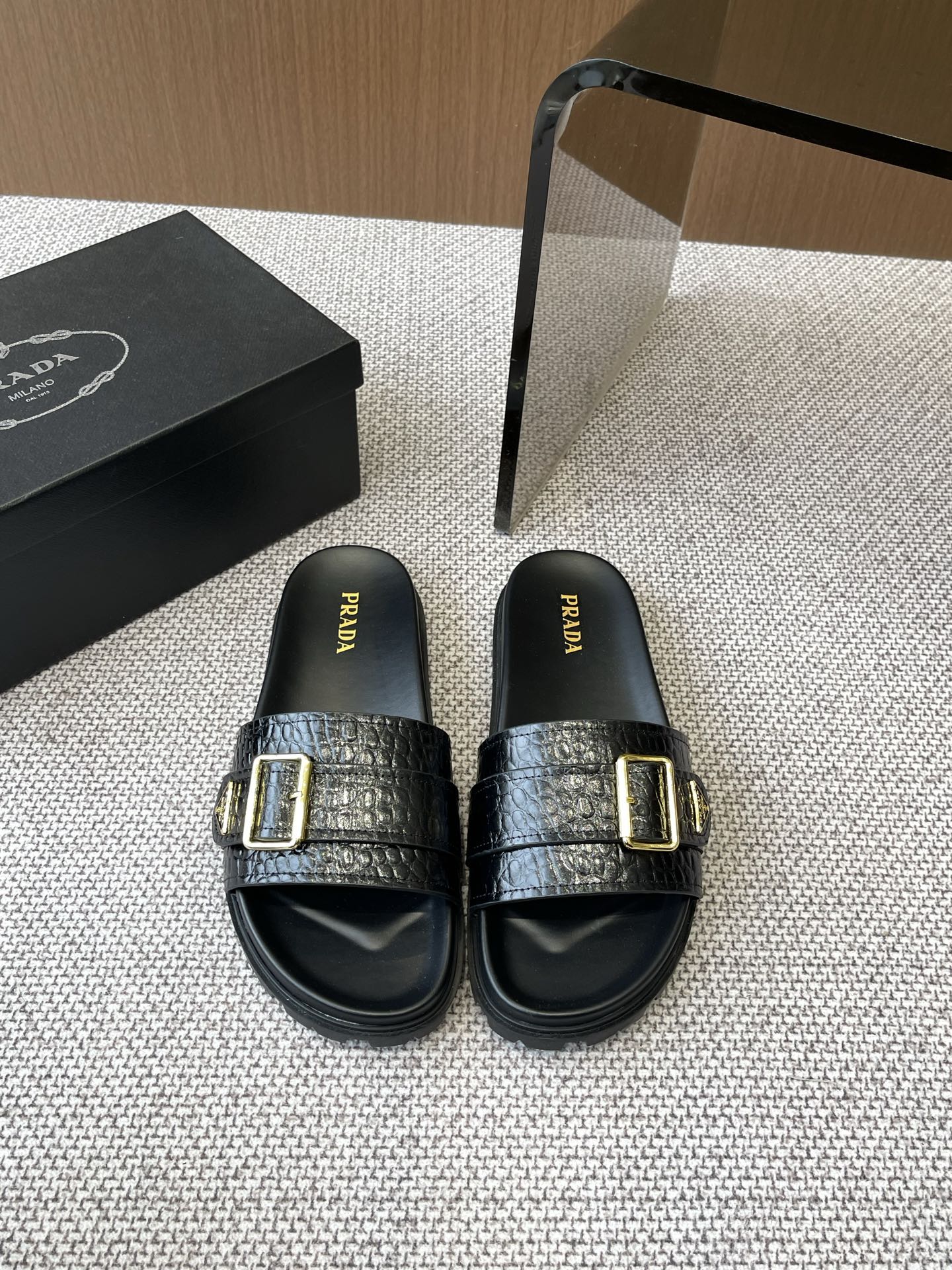 LuxluxHouse Best Quality Women Shoes Prada