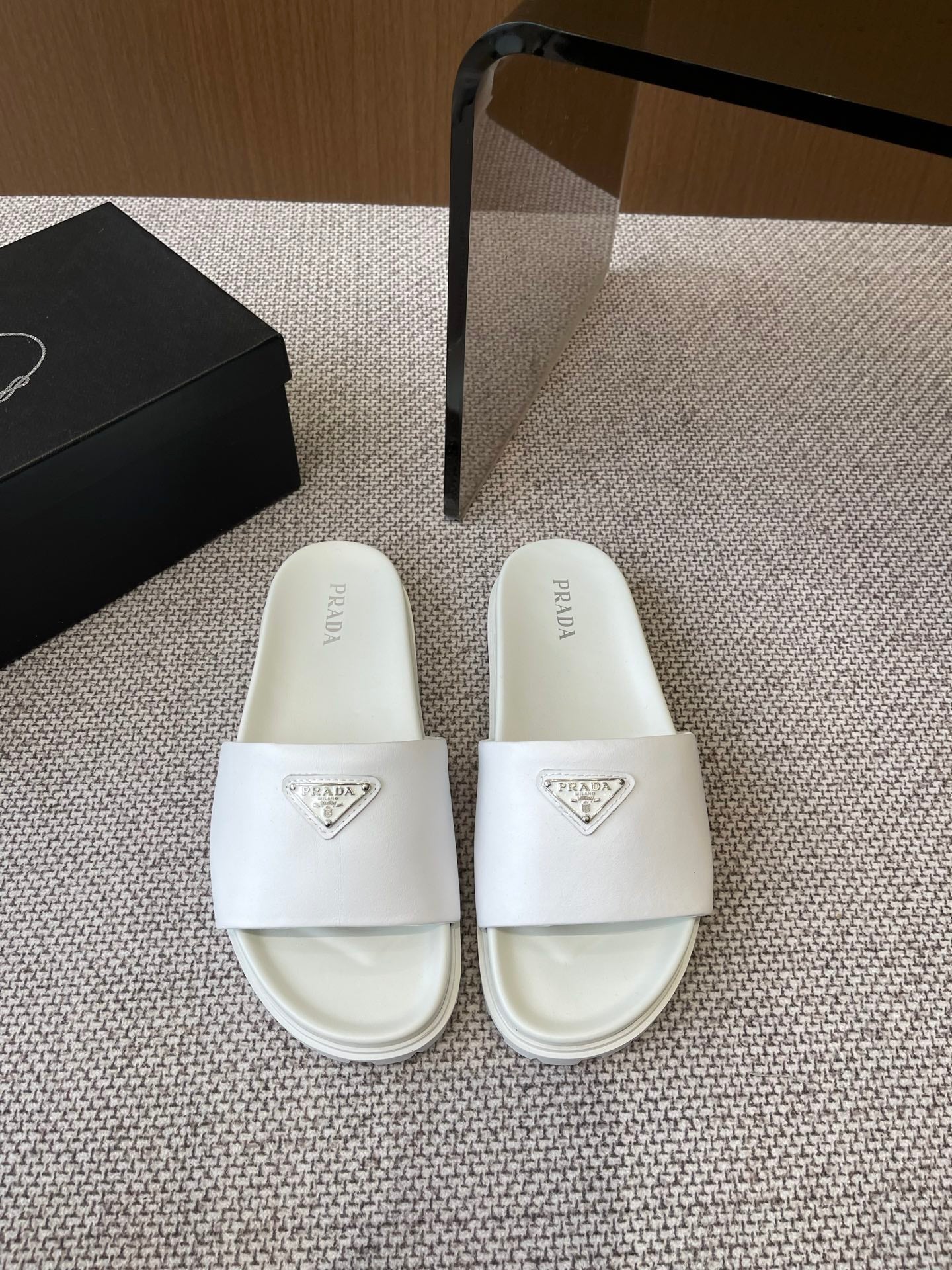 LuxluxHouse Best Quality Women Shoes Prada