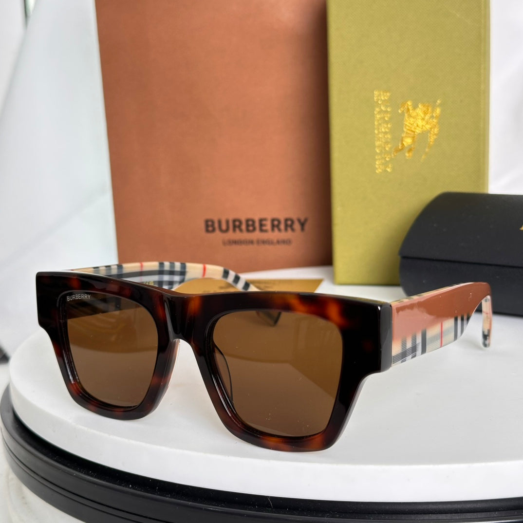 LuxluxHouse Best Quality Glasses Burberry