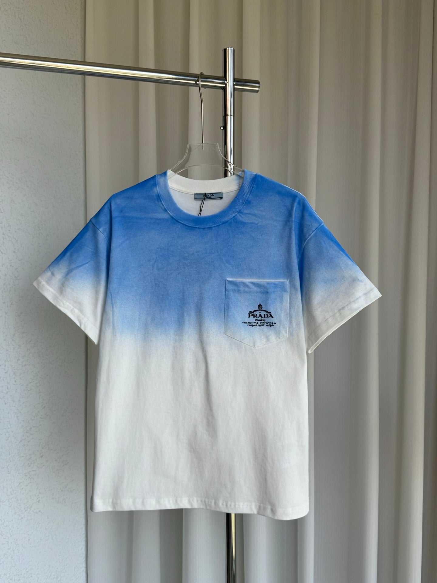 LuxluxHouse Best Quality Clothes T-shirt Prada