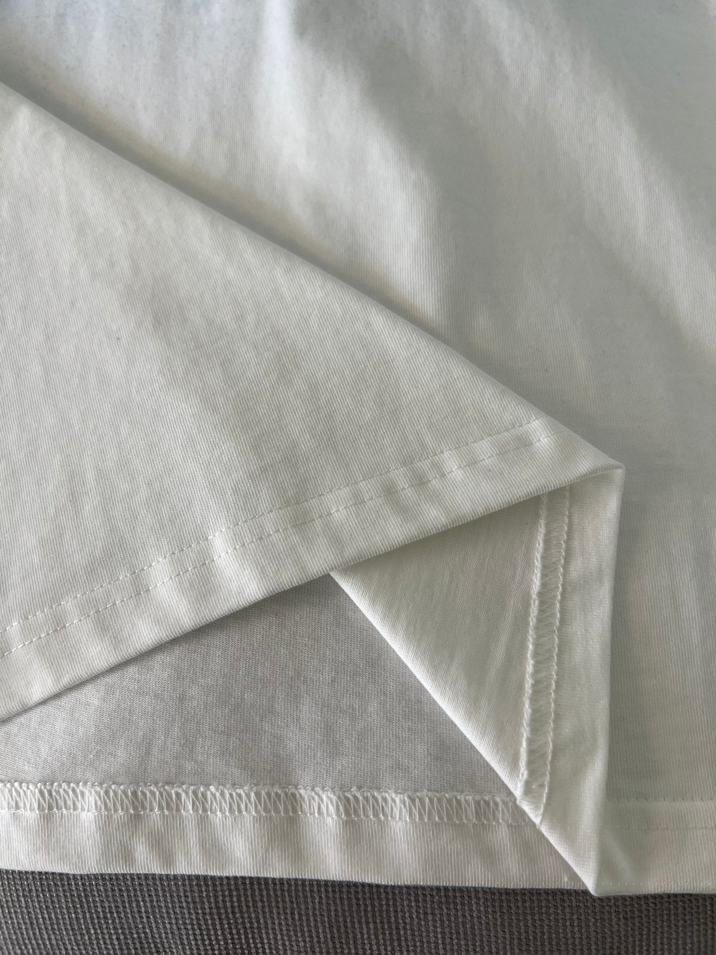 LuxluxHouse Best Quality Clothes T-shirt Prada