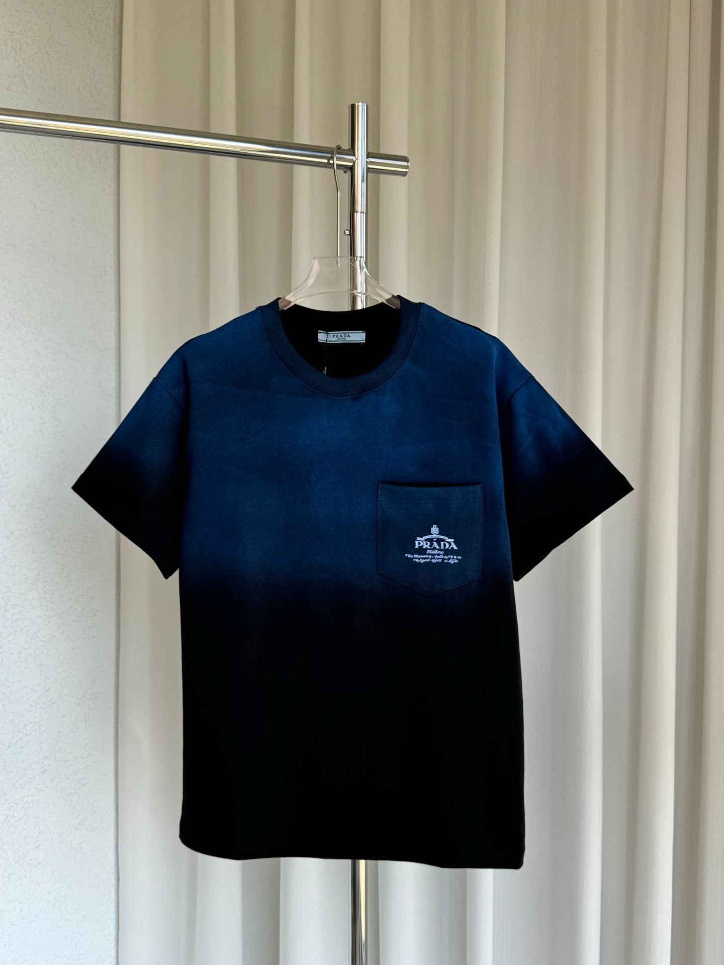 LuxluxHouse Best Quality Clothes T-shirt Prada