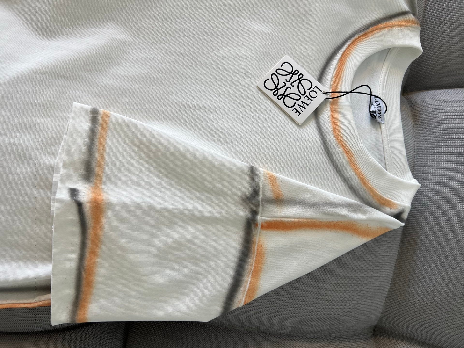LuxluxHouse Best Quality Clothes T-shirt Loewe
