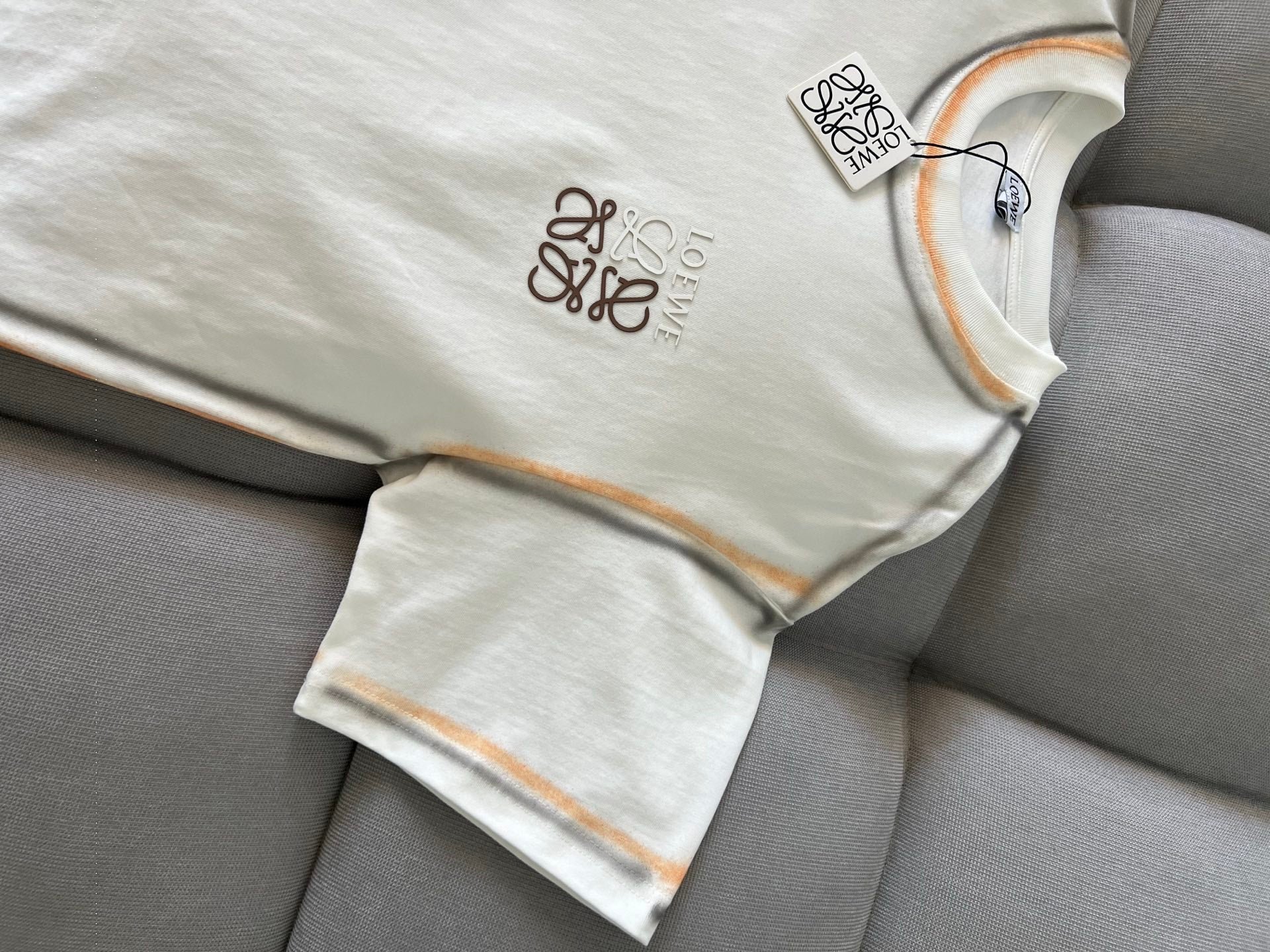 LuxluxHouse Best Quality Clothes T-shirt Loewe