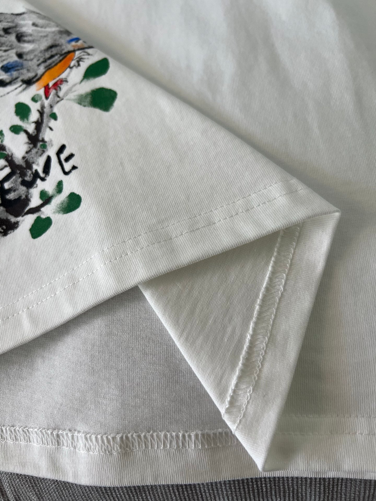 LuxluxHouse Best Quality Clothes T-shirt Loewe