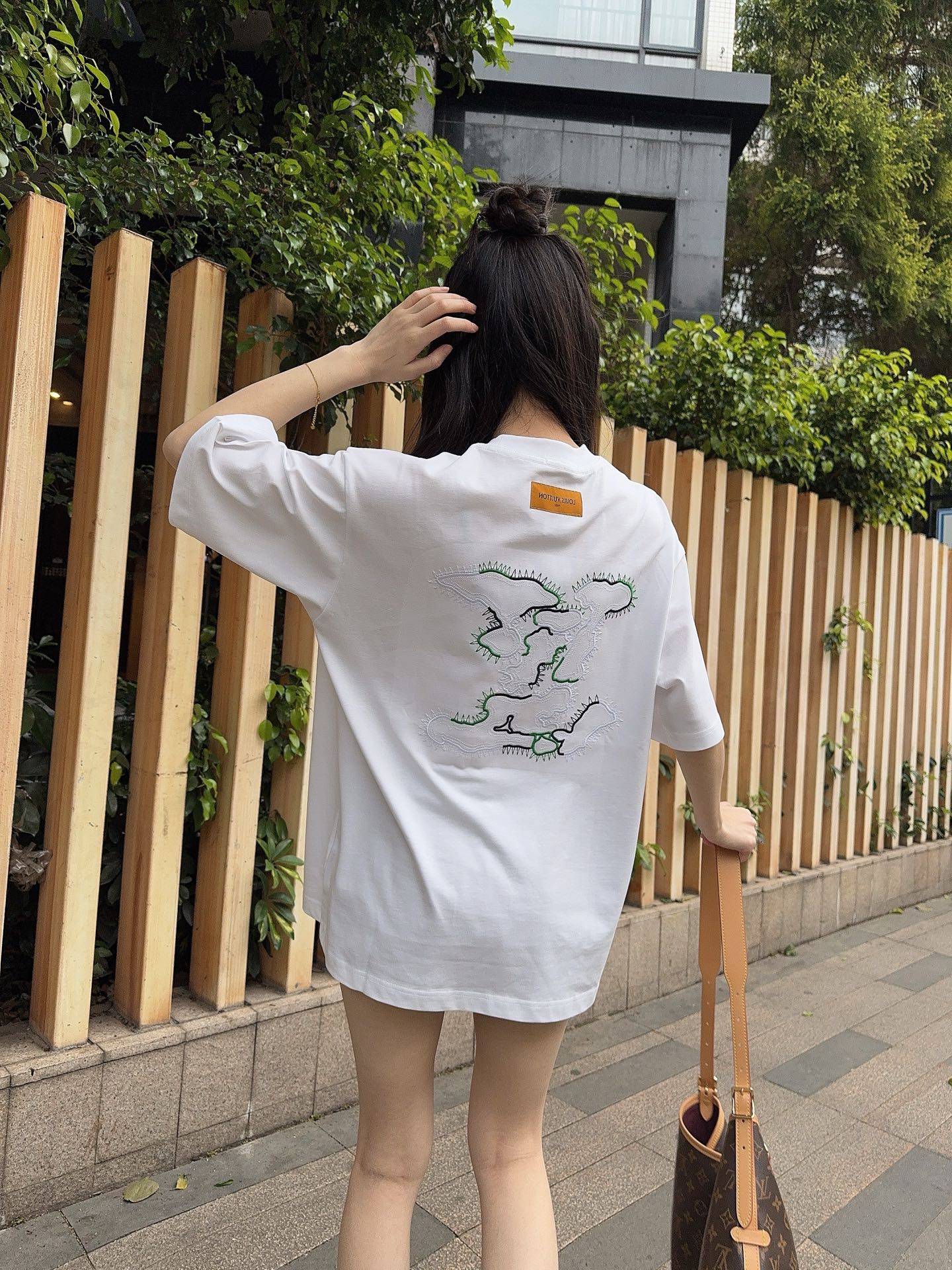 LuxluxHouse Best Quality Clothes T-shirt Louis Vuitton