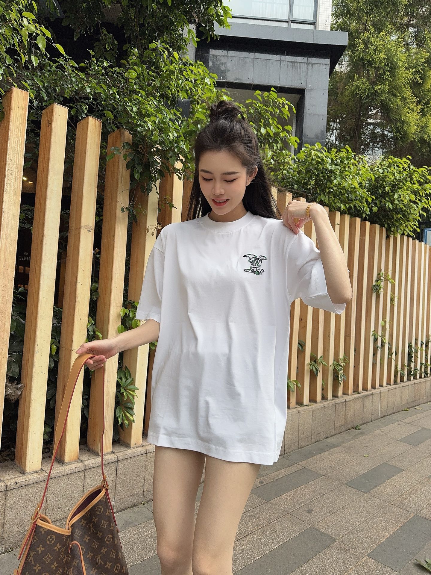 LuxluxHouse Best Quality Clothes T-shirt Louis Vuitton