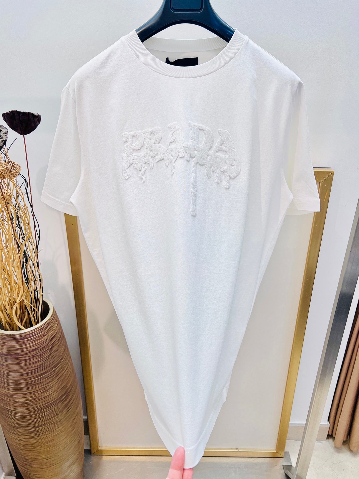 LuxluxHouse Best Quality Clothes T-shirt Prada