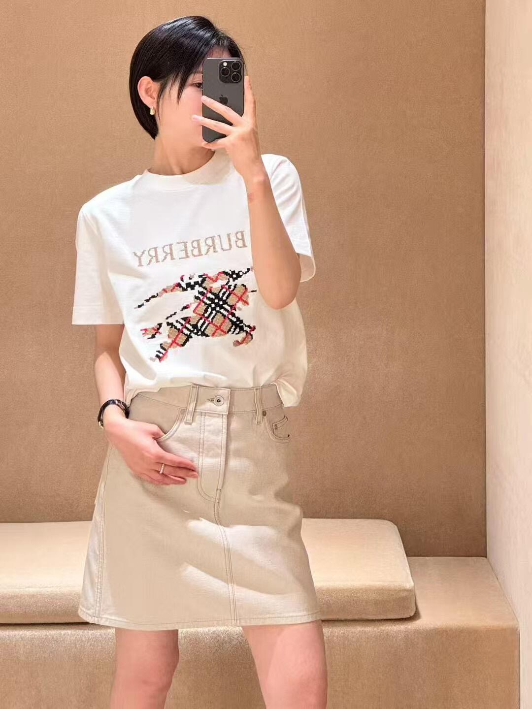 LuxluxHouse Best Quality Clothes Burberry T-shirt