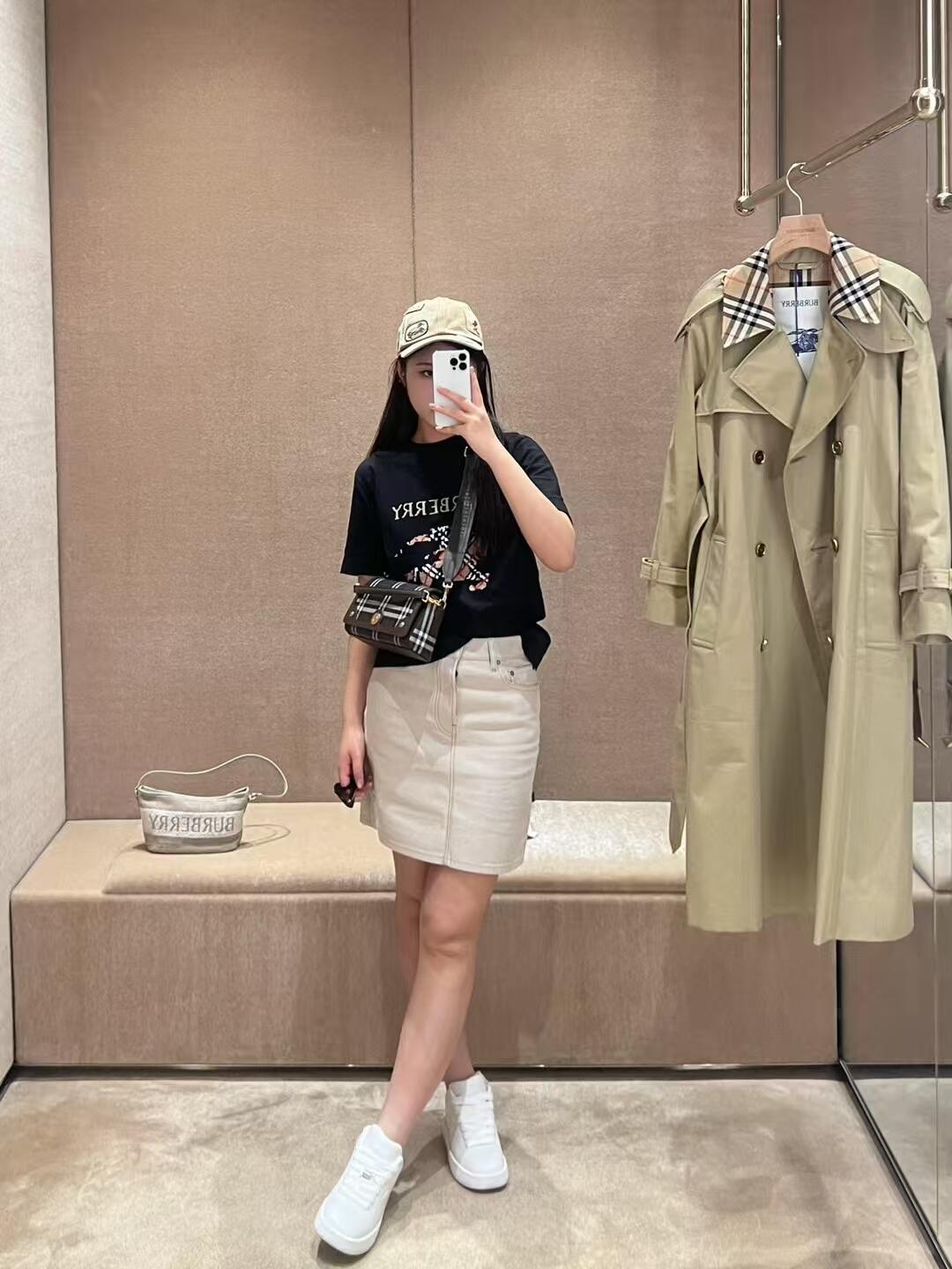 LuxluxHouse Best Quality Clothes Burberry T-shirt