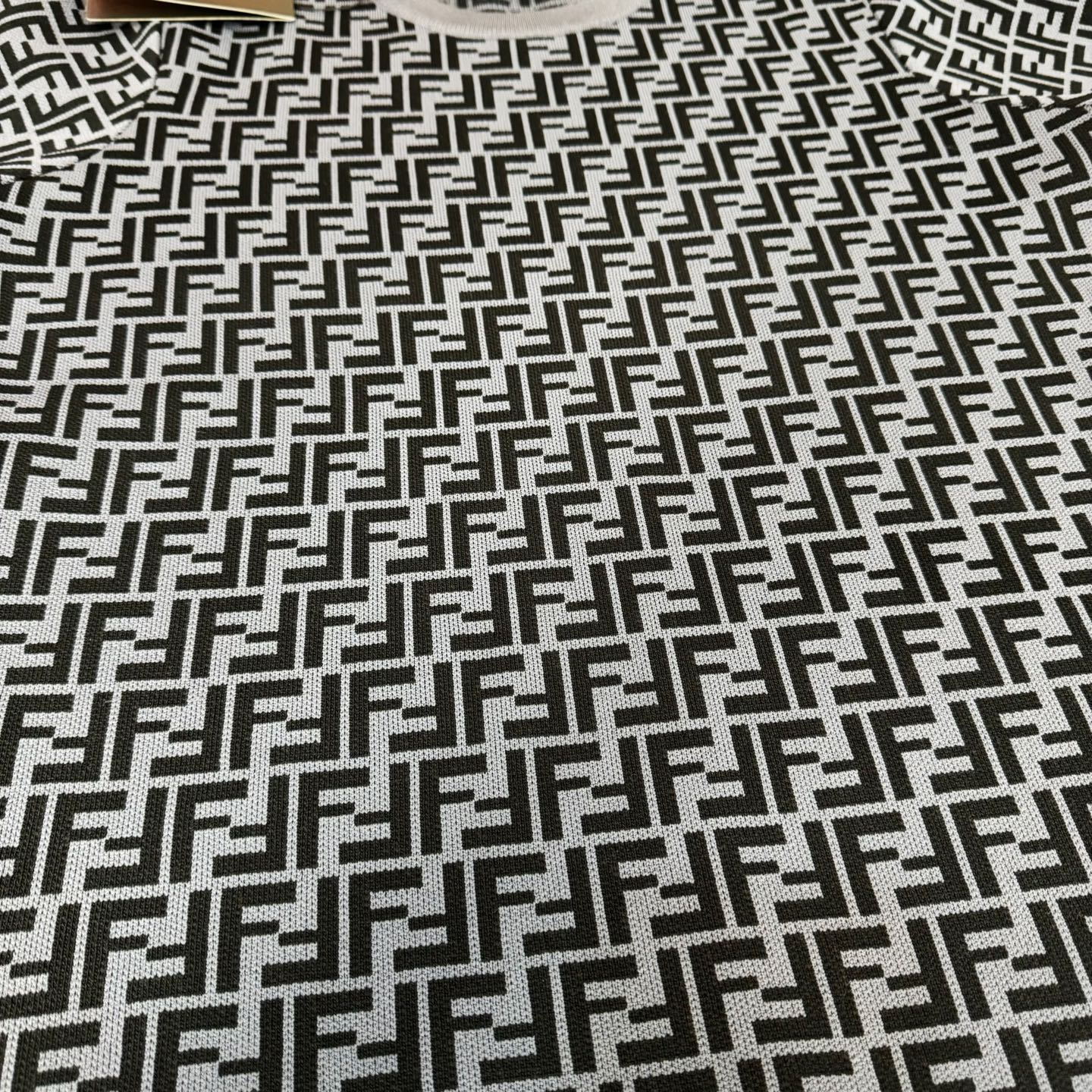 LuxluxHouse Best Quality Clothes Fendi T-shirt