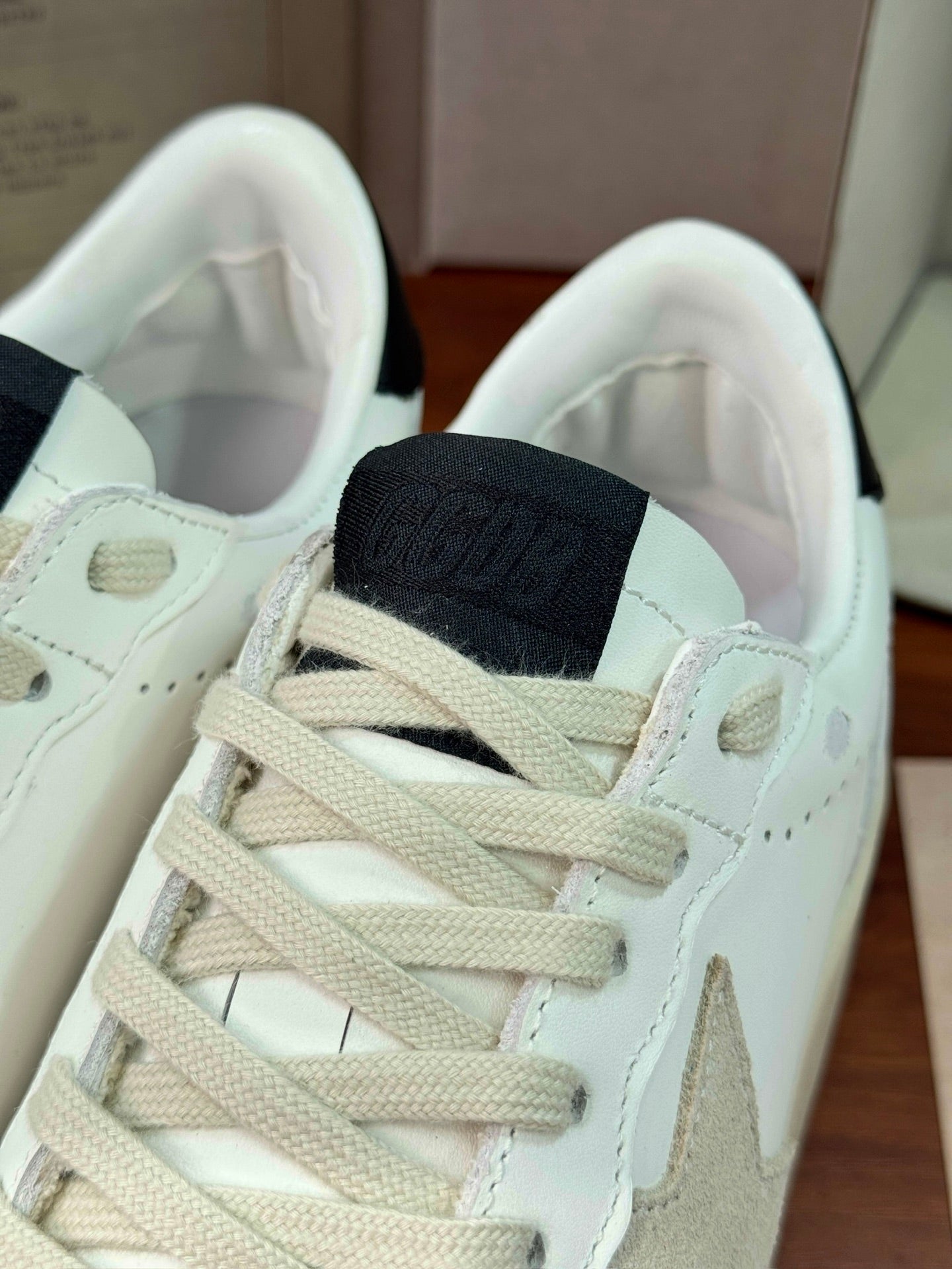 LuxluxHouse Best Quality Shoes Golden Goose
