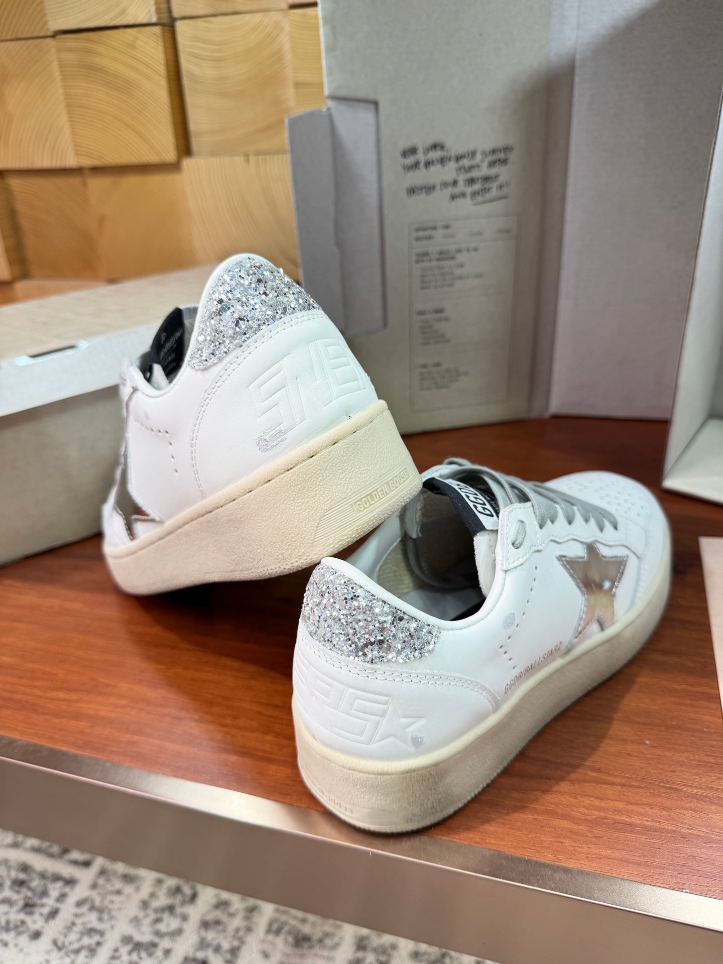 LuxluxHouse Best Quality Shoes Golden Goose