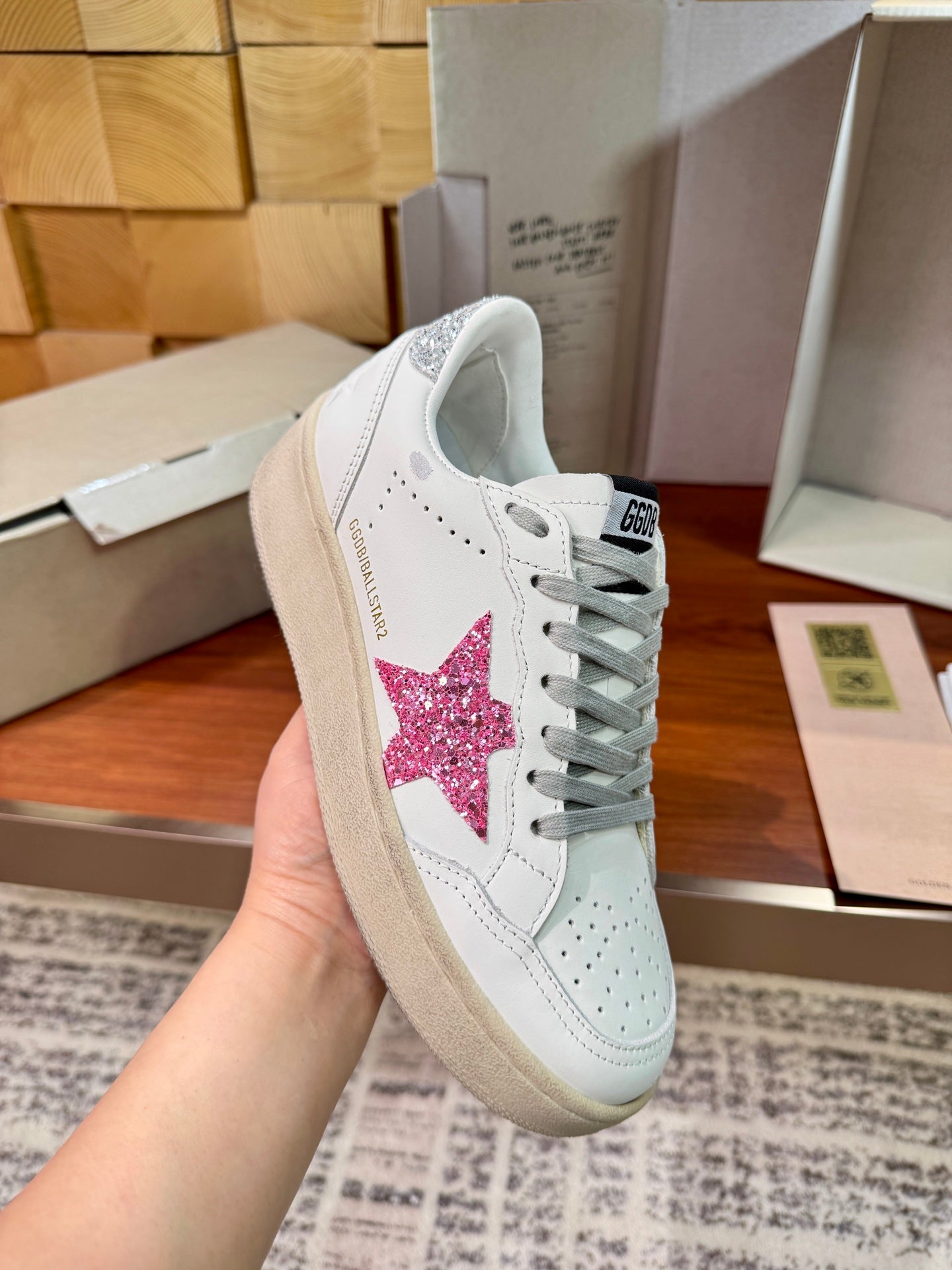 LuxluxHouse Best Quality Shoes Golden Goose