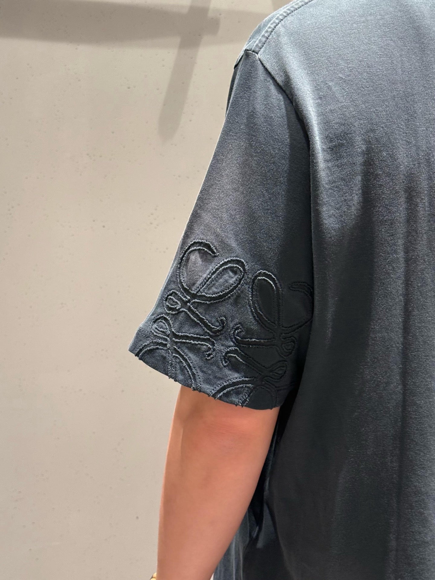 LuxluxHouse Best Quality Clothes T-shirt Loewe