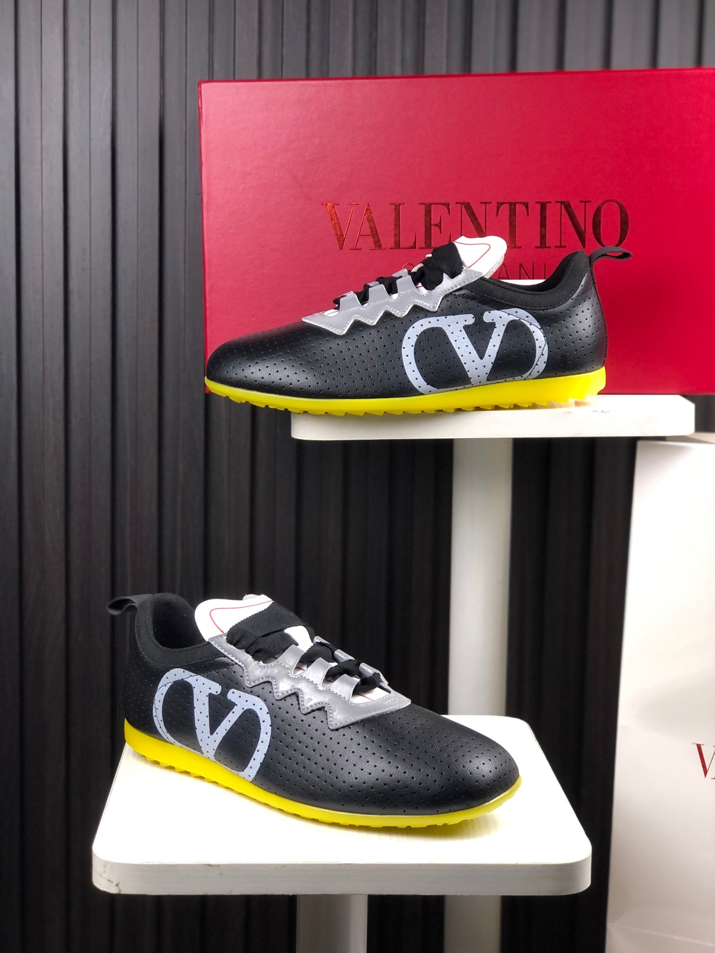 LuxluxHouse Best Quality Valentino Women Shoes