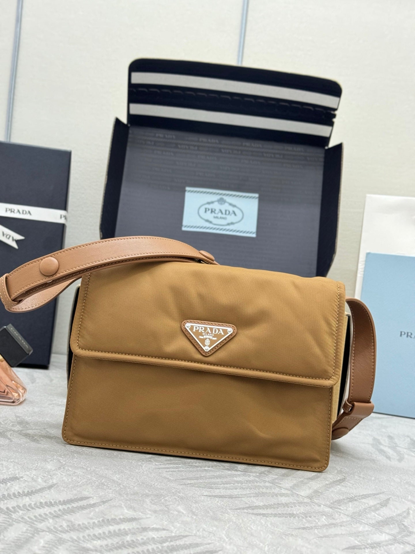 LuxluxHouse Best Quality Bags Prada Women Men