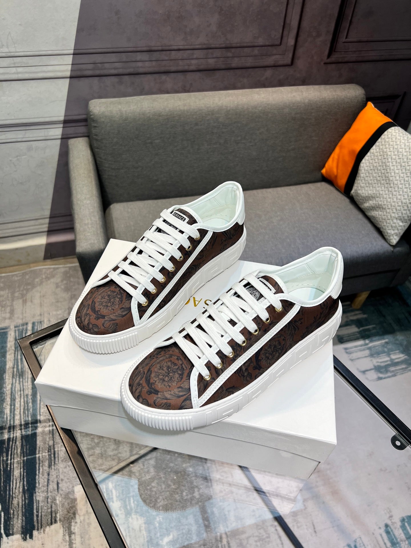 LuxluxHouse Best Quality Shoes Versace