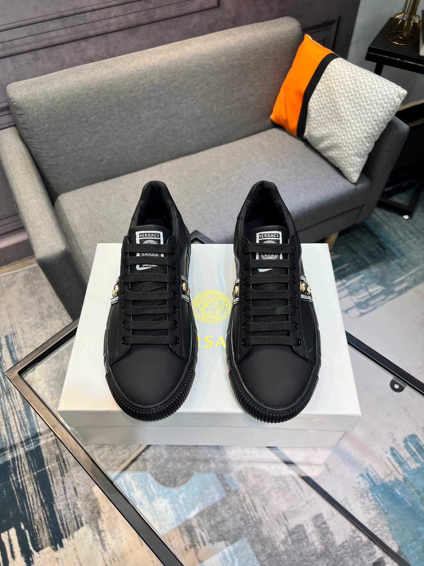LuxluxHouse Best Quality Shoes Versace