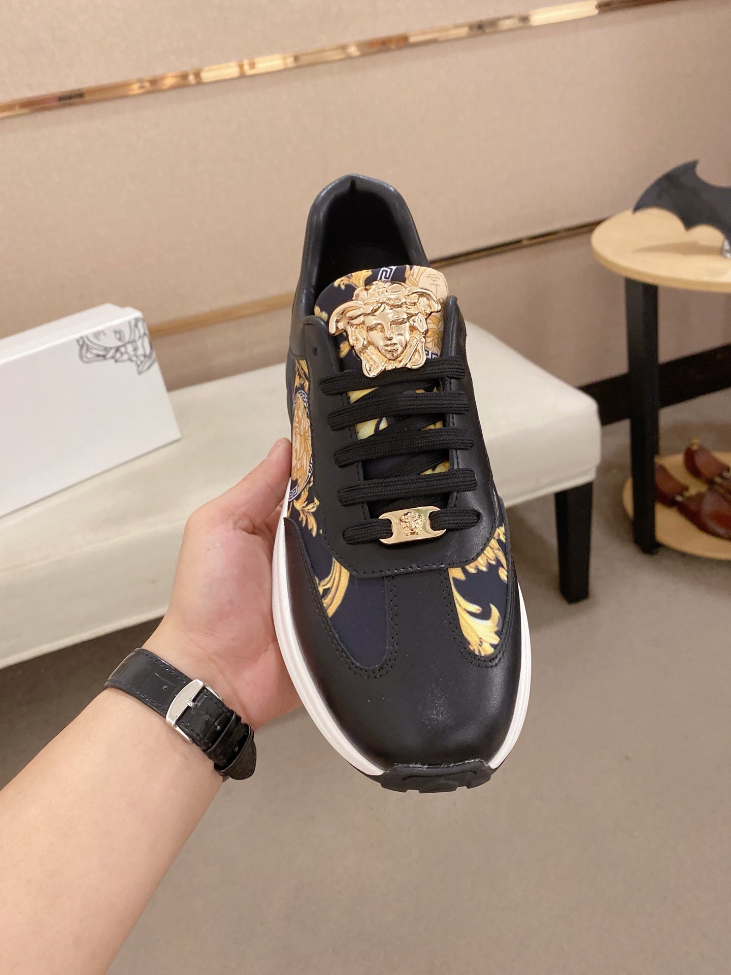 LuxluxHouse Best Quality Shoes Versace