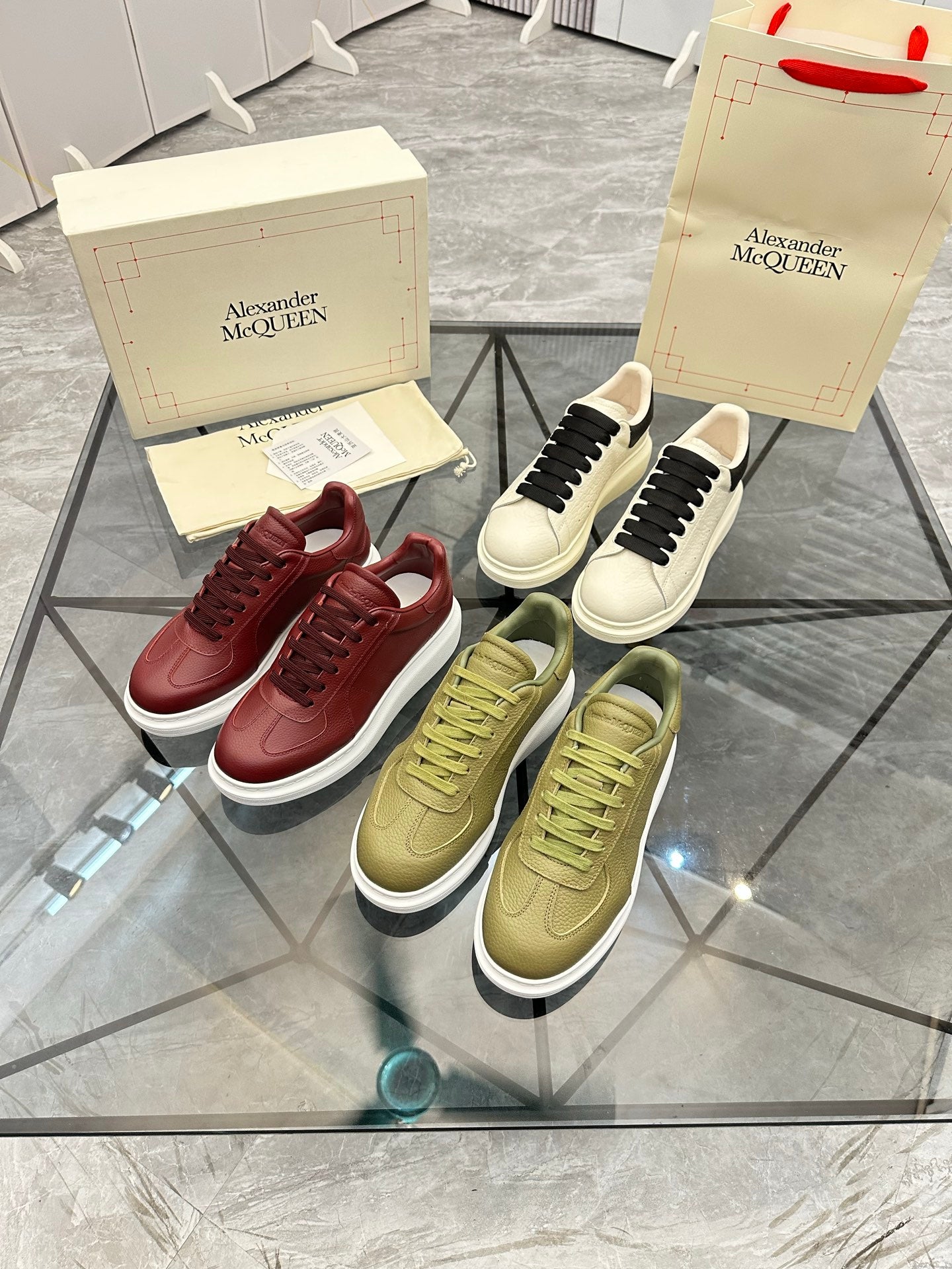 LuxluxHouse Best Quality Shoes Alexander McQueen