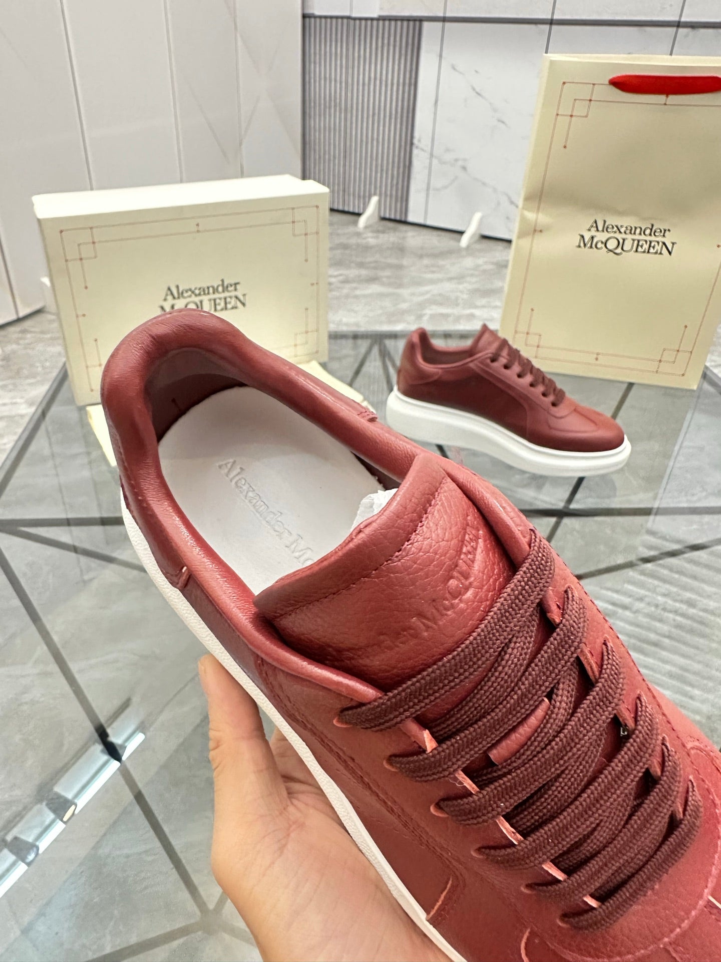 LuxluxHouse Best Quality Shoes Alexander McQueen