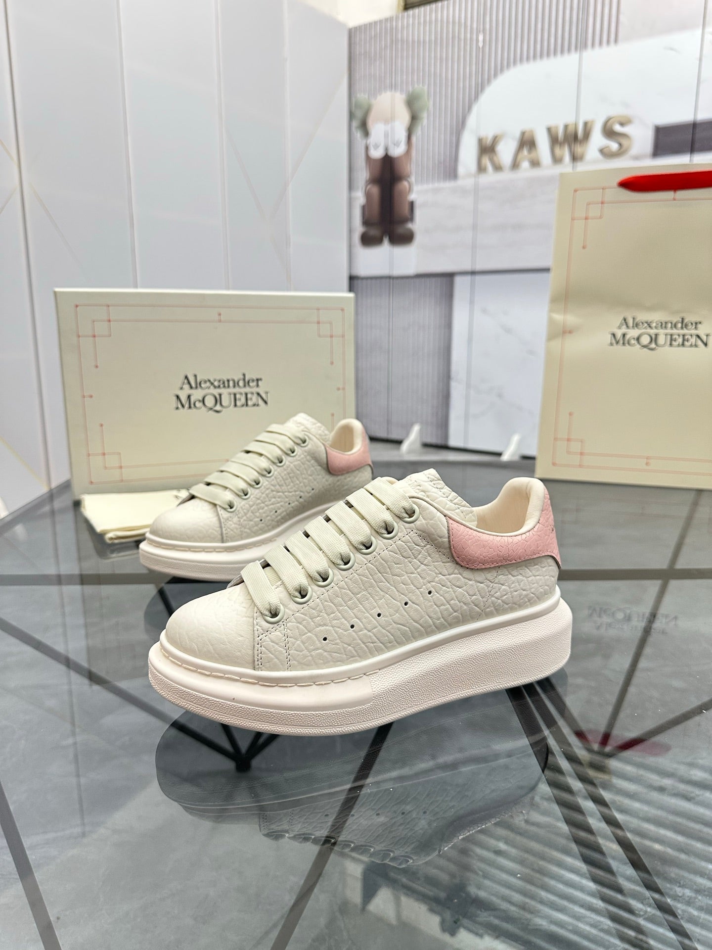 LuxluxHouse Best Quality Shoes Alexander McQueen