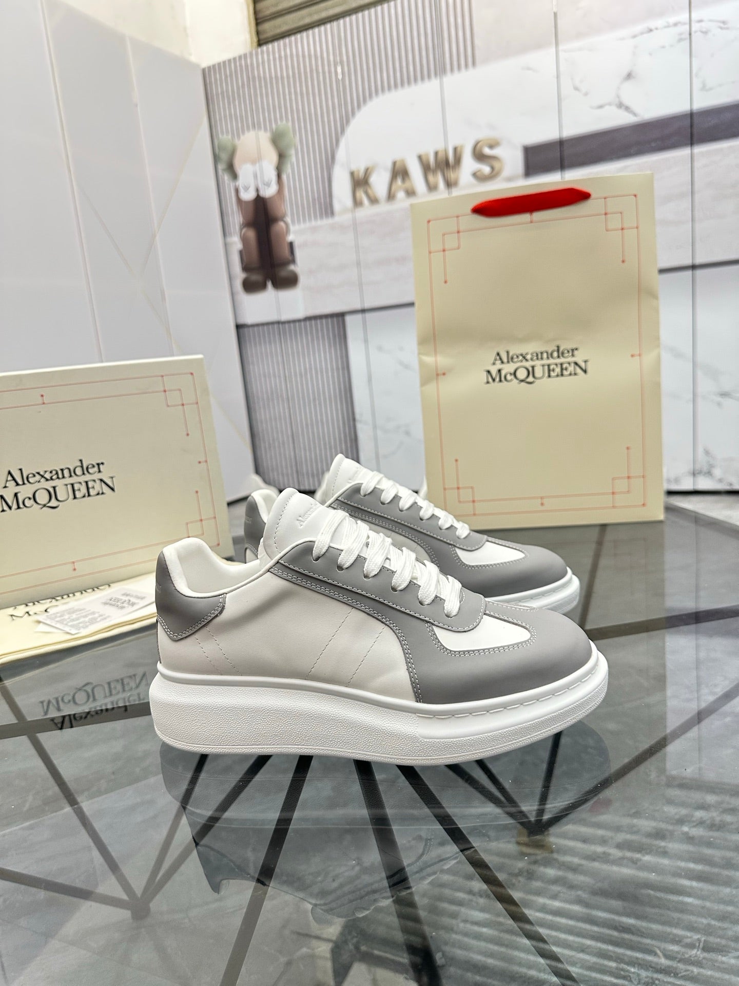 LuxluxHouse Best Quality Shoes Alexander McQueen