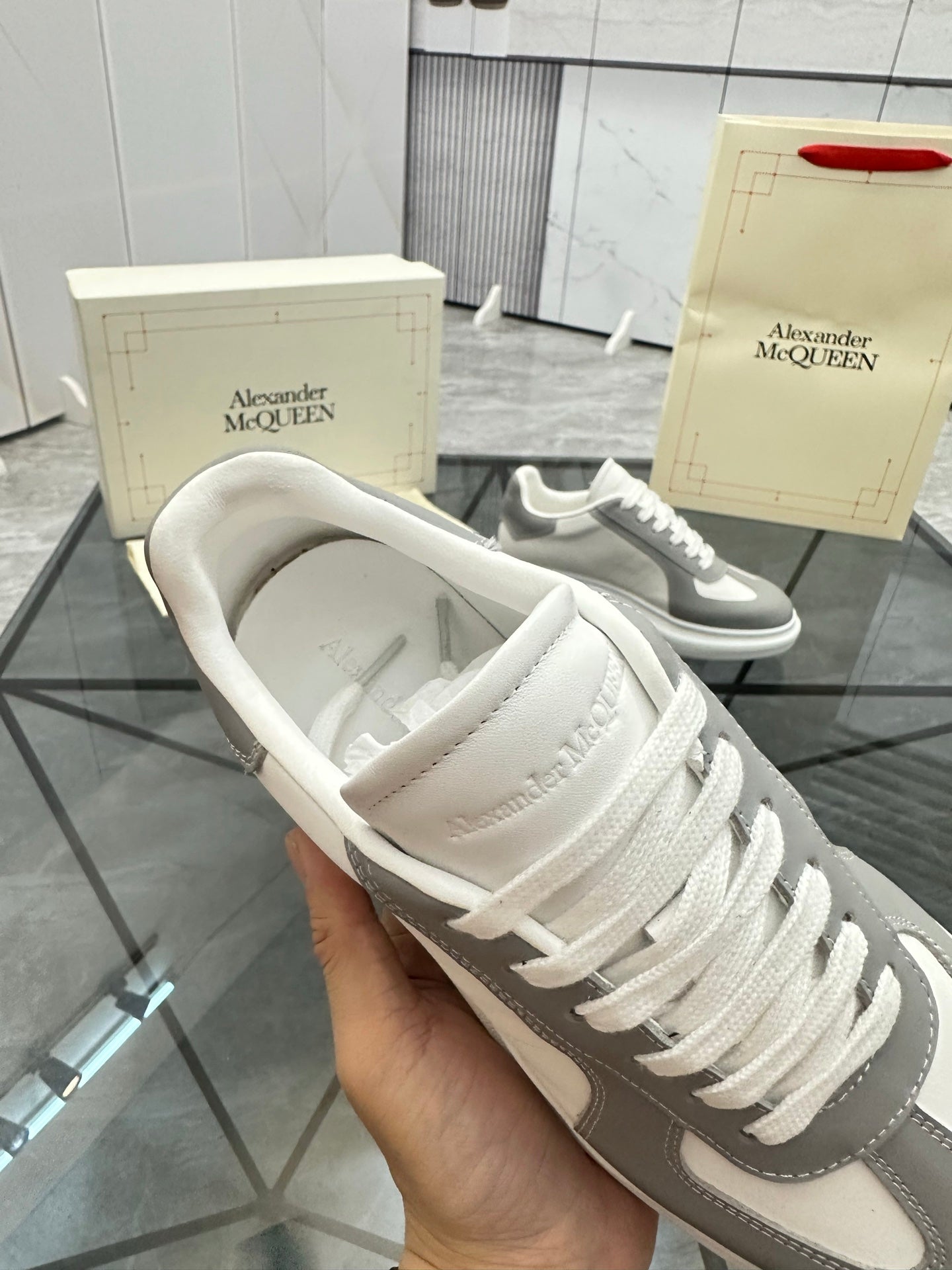 LuxluxHouse Best Quality Shoes Alexander McQueen