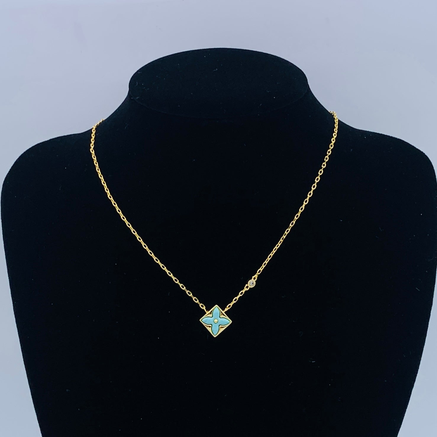 LuxluxHouse Low Price And High Quality Accessories Louis Vuitton