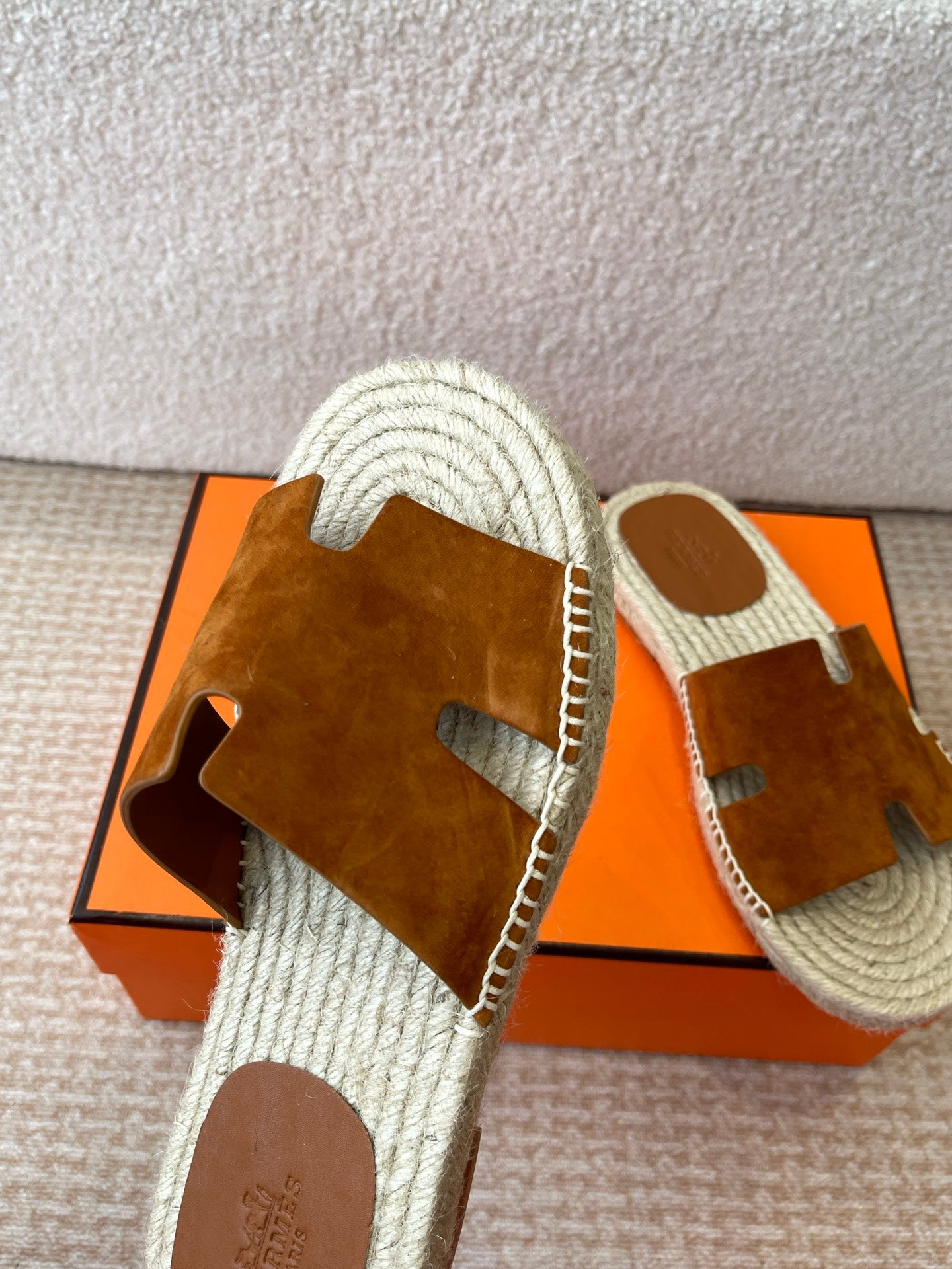 LuxluxHouse Best Quality Women Shoes Hermes