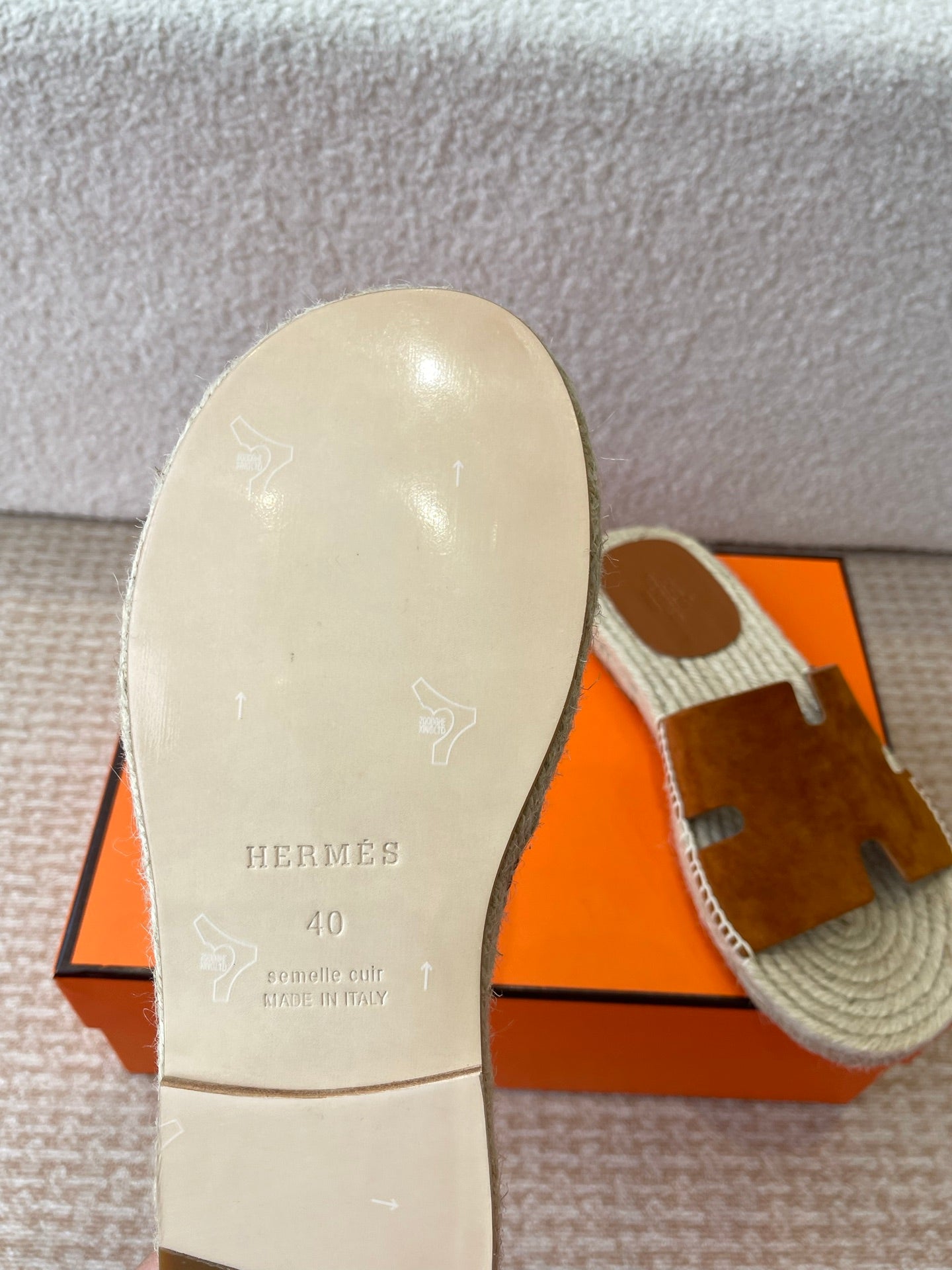 LuxluxHouse Best Quality Women Shoes Hermes